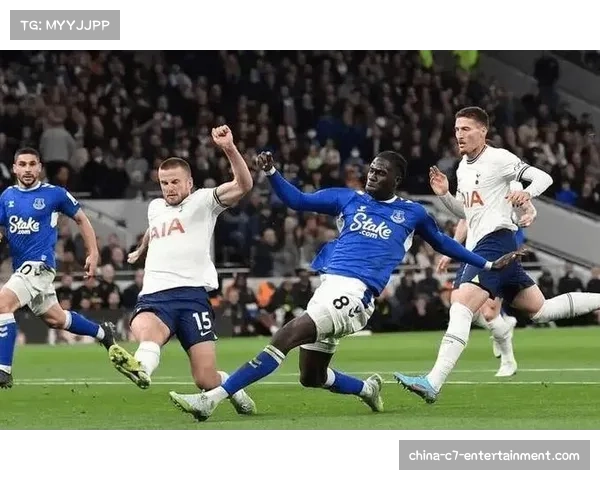 全场结束：尼斯0-3不敌里尔，遭遇联赛三轮不胜